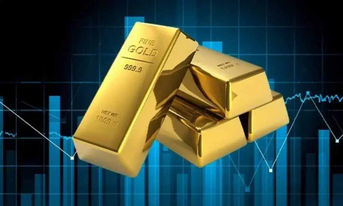 Gold price remains flat; silver climbs Rs200