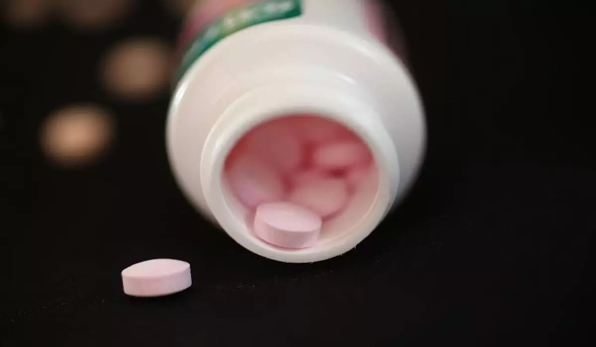 Glenmark cuts breast cancer drug price