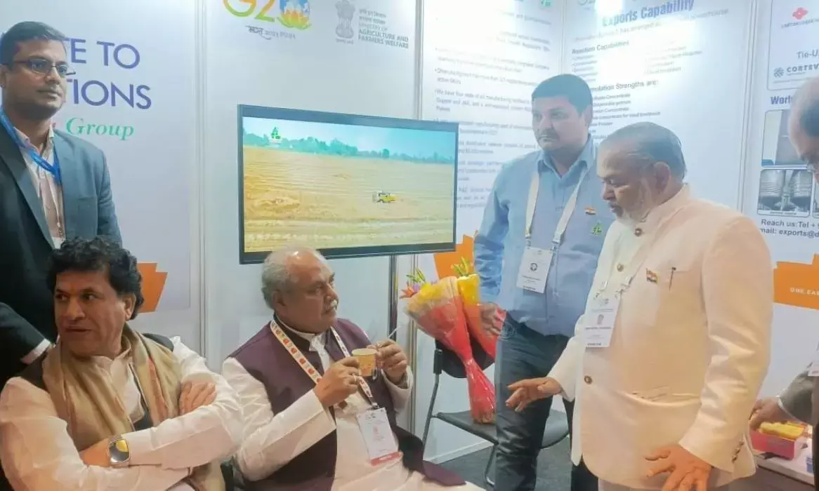 Tomar lauds Dhanuka’s contribution to agri sector