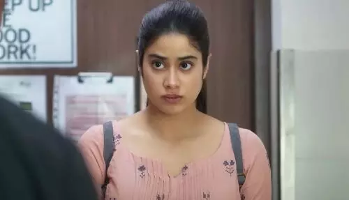 Janhvi Kapoor faces hilarious trolling over her pencil-piercing butt mishap story