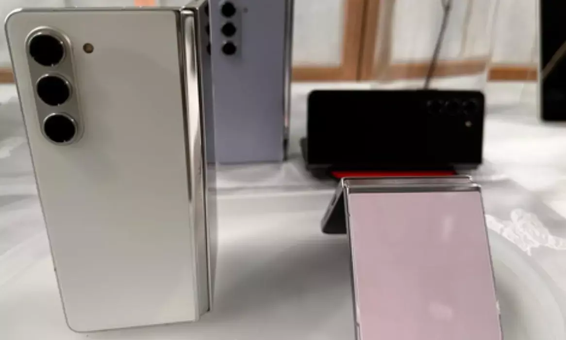 Samsung Begins One UI 8 Rollout: Where’s the Update for Indian Users?