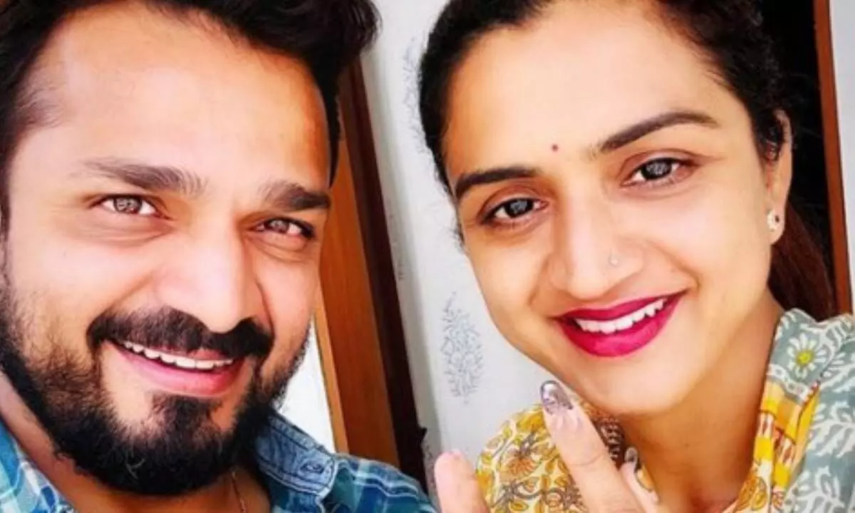 Kannada actor Vijay Raghavendras wife Spandana dies of cardiac arrest in Bangkok