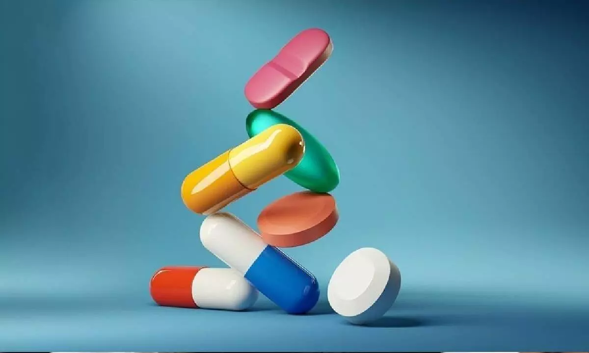 Generic drug mandate faces challenges: Fitch