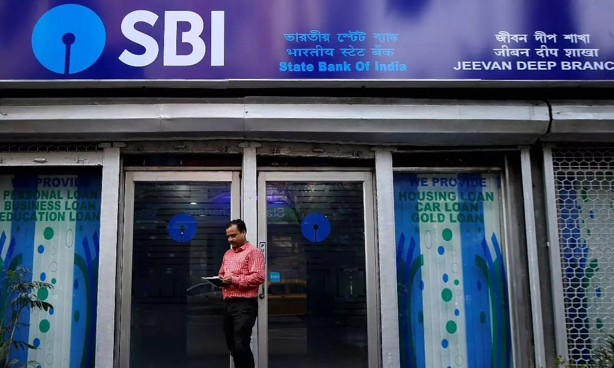 Fitch retains rating on SBI, 5 other PSBs