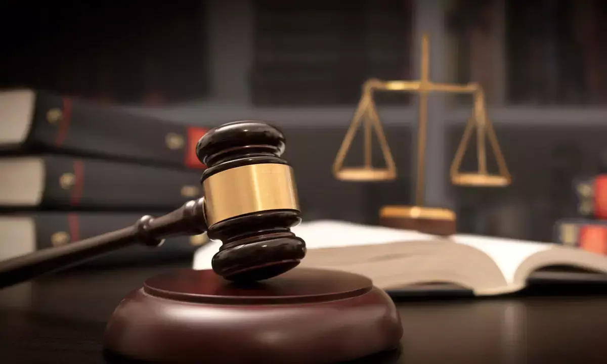 SC seeks Centre, SEBI replies on Saharas plea