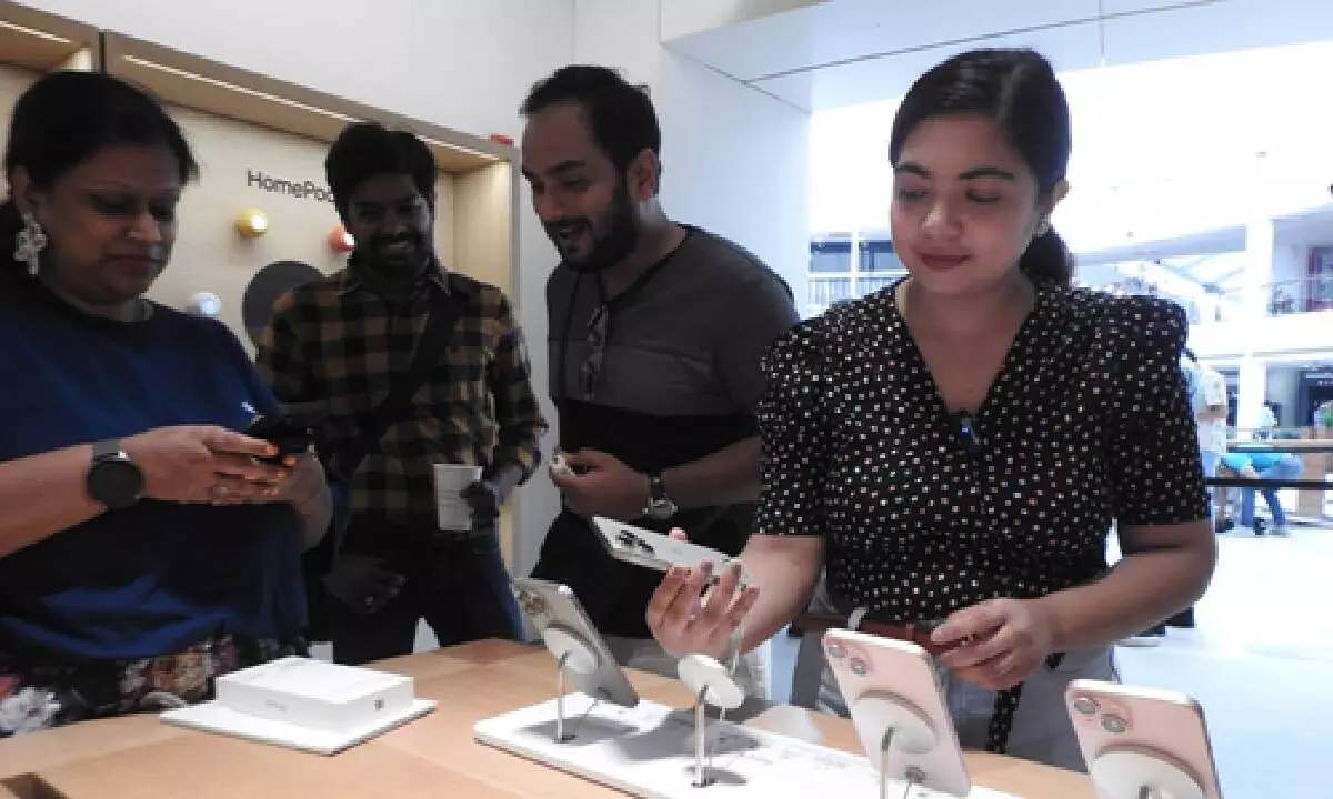 ‘Make in India’ iPhones now out as hundreds queue up to own new Apple devices