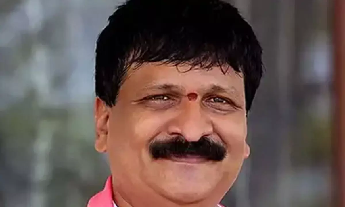 Rebel BRS MLA to join Congress Rebel BRS MLA to join Congress