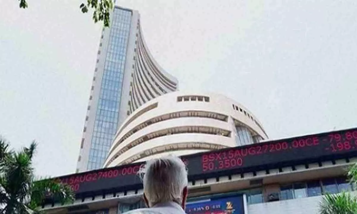 Can BSE, NSE gain foothold in commodity space?