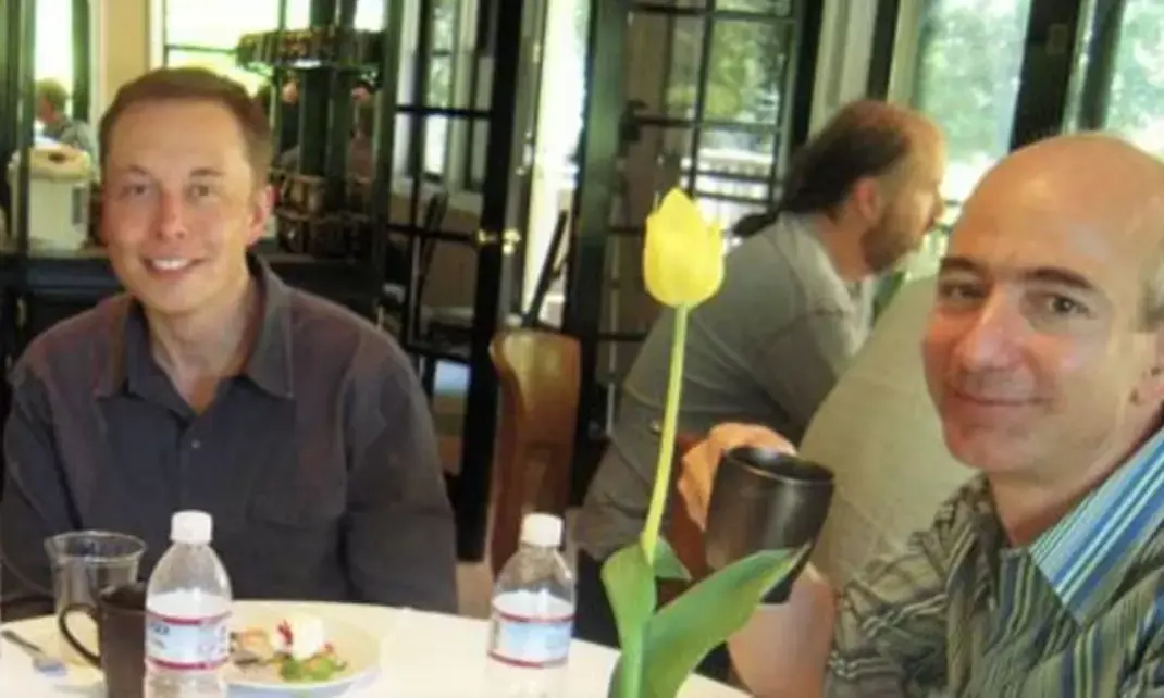 Elon Musk and Jeff Bezos space rivalry started with a stately dinner: Interesting Read