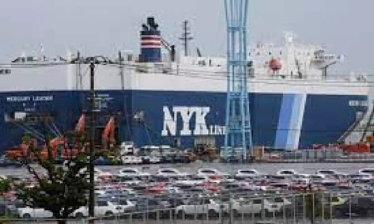 Japan’s exports rise and imports decline in Sept