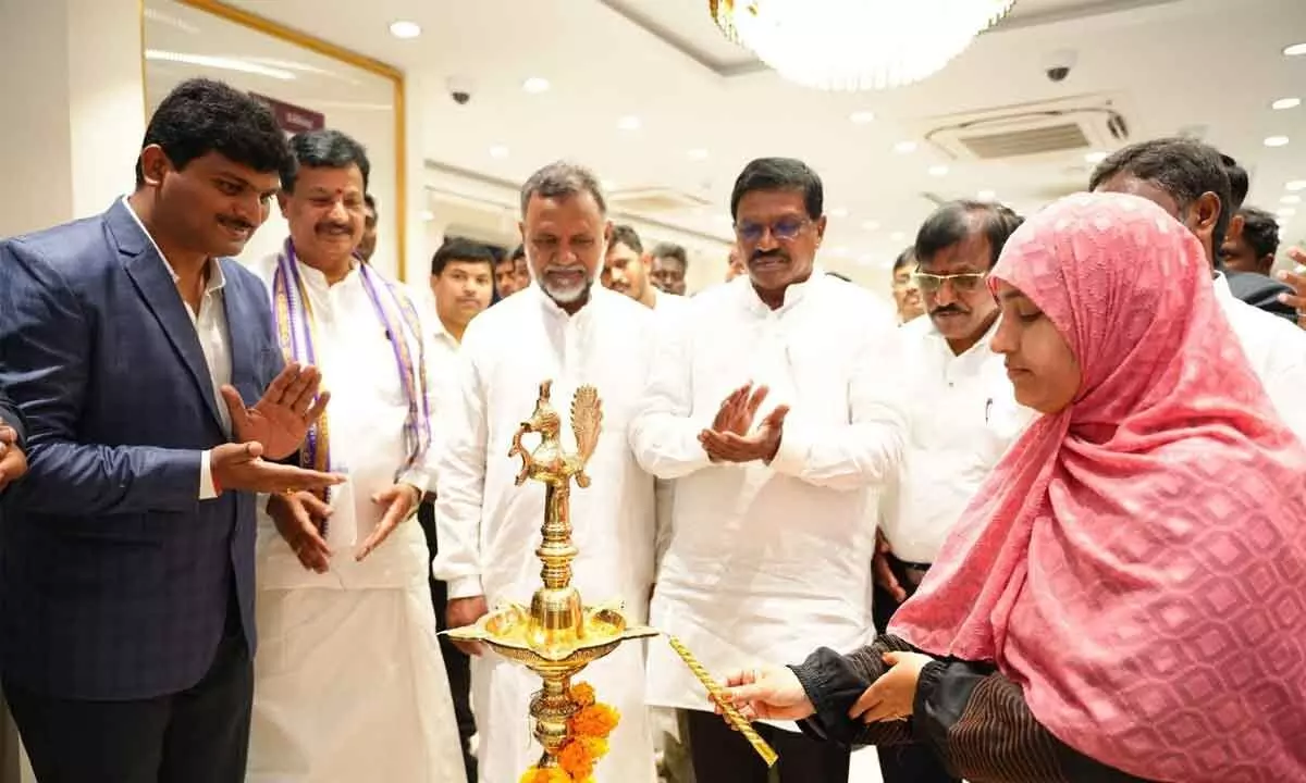 PMJ Jewels opens store at Nandyal