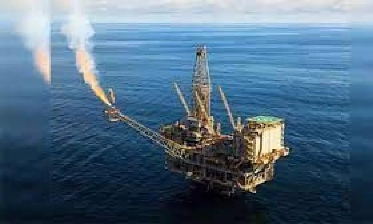 Reliance returns to oil indexation for KG gas