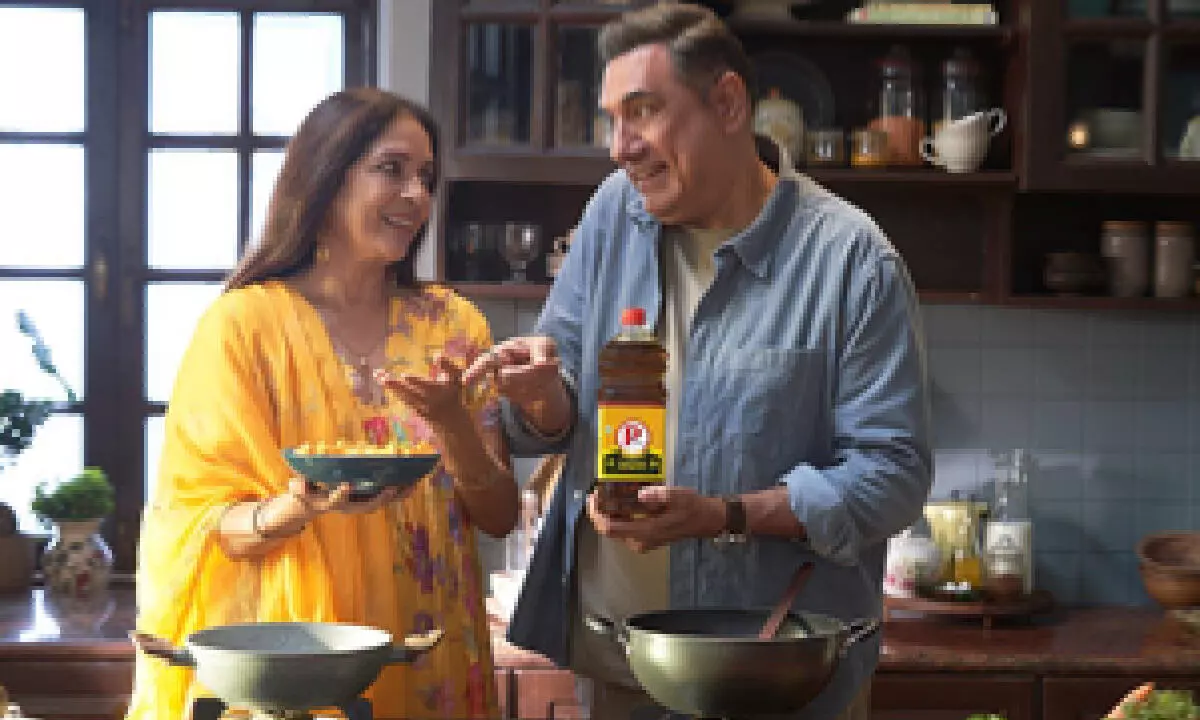 Boman Irani, Neena Gupta face off in new mustard oil campaign