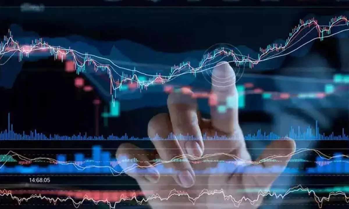 Market hovering in range-bound trading