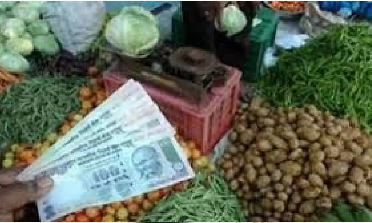 Retail inflation falls to 5-mth low in Oct