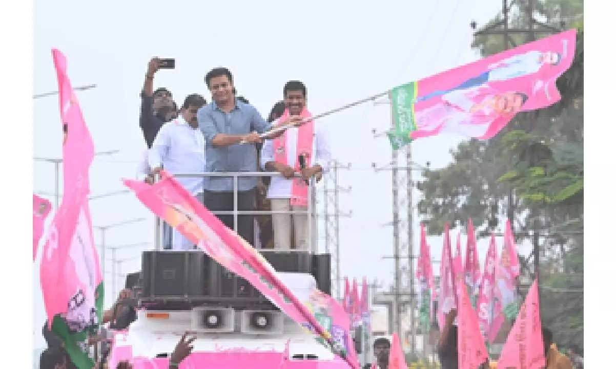 KTR moots New Hyderabad between ORR and RRR