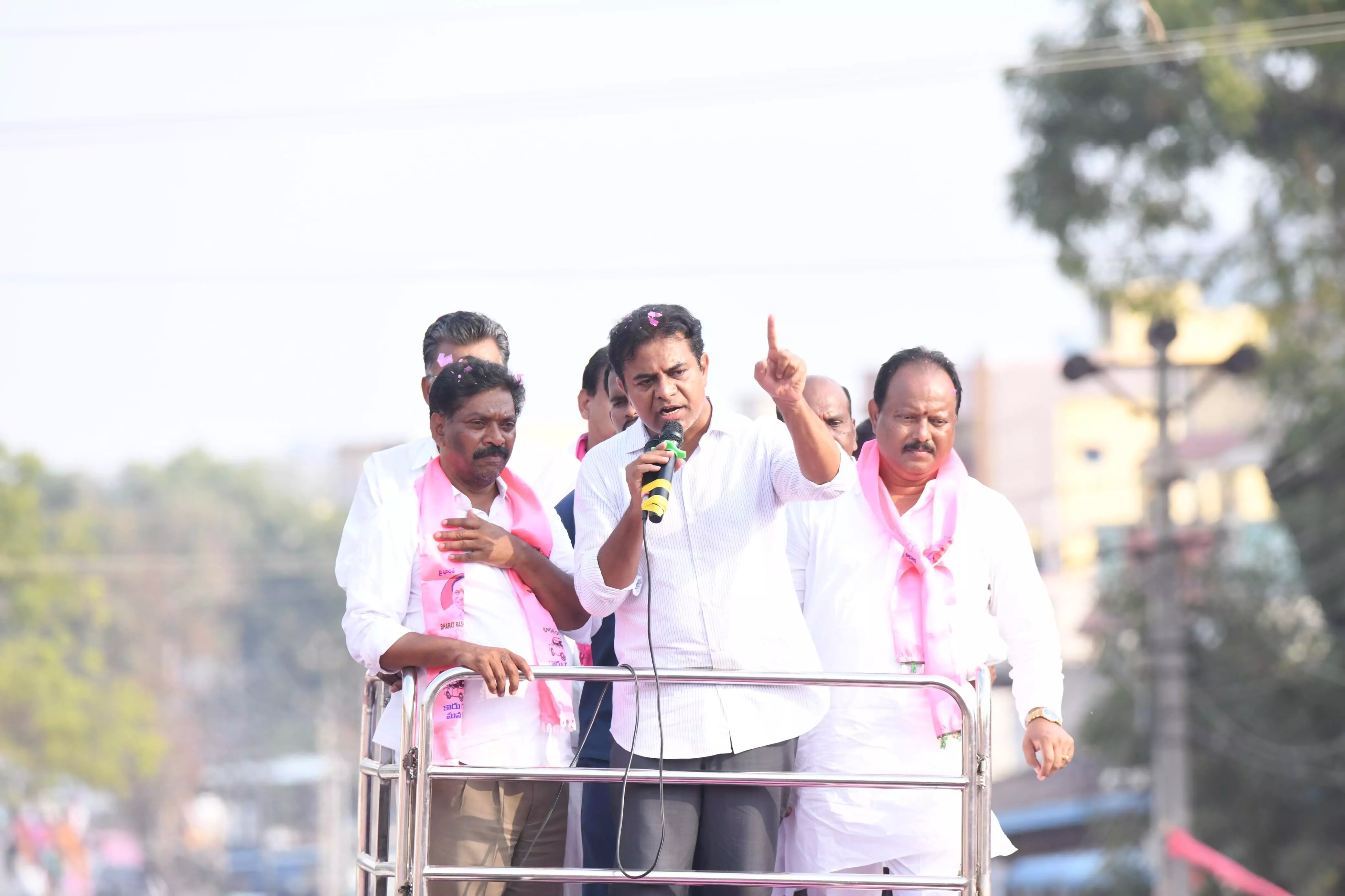 Re-elect KCR for Rythu Bandhu to continue: KTR