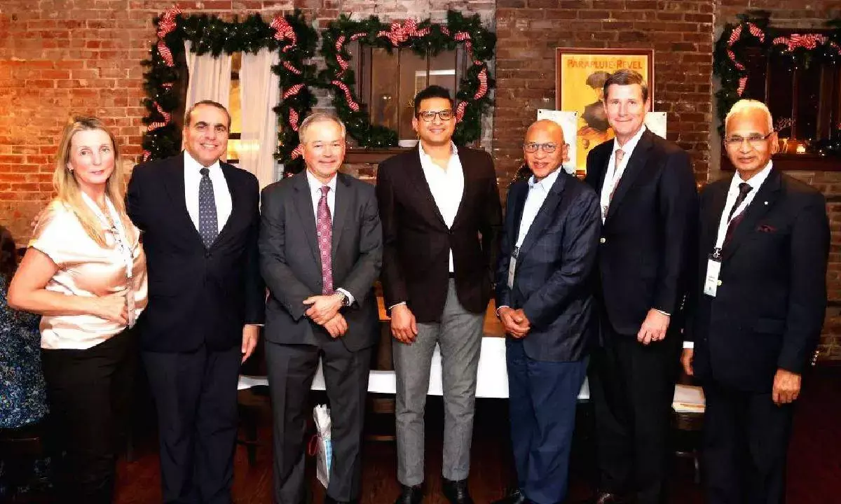 Dr Adeel Khan wins 1st place in top global robotic surgery competition