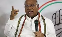 AICC President Mallikarjun Kharge will announce the CM of Telangana