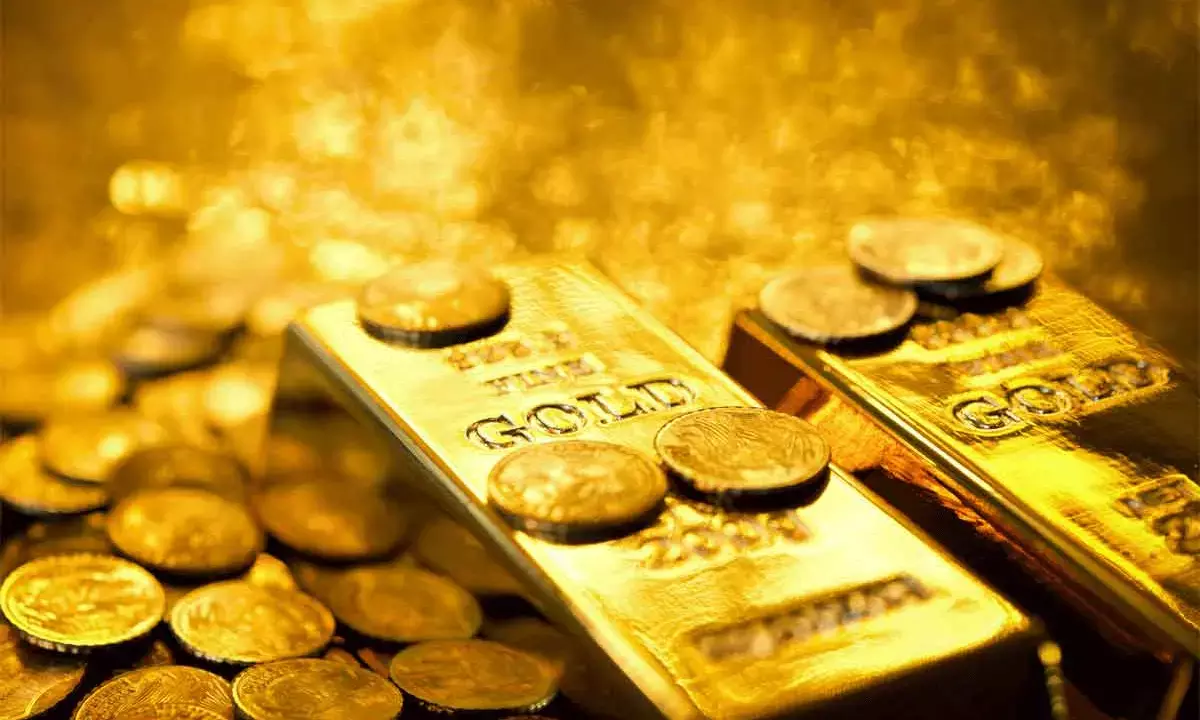 Gold surges Rs450 to record high of Rs64,300/ 10gm