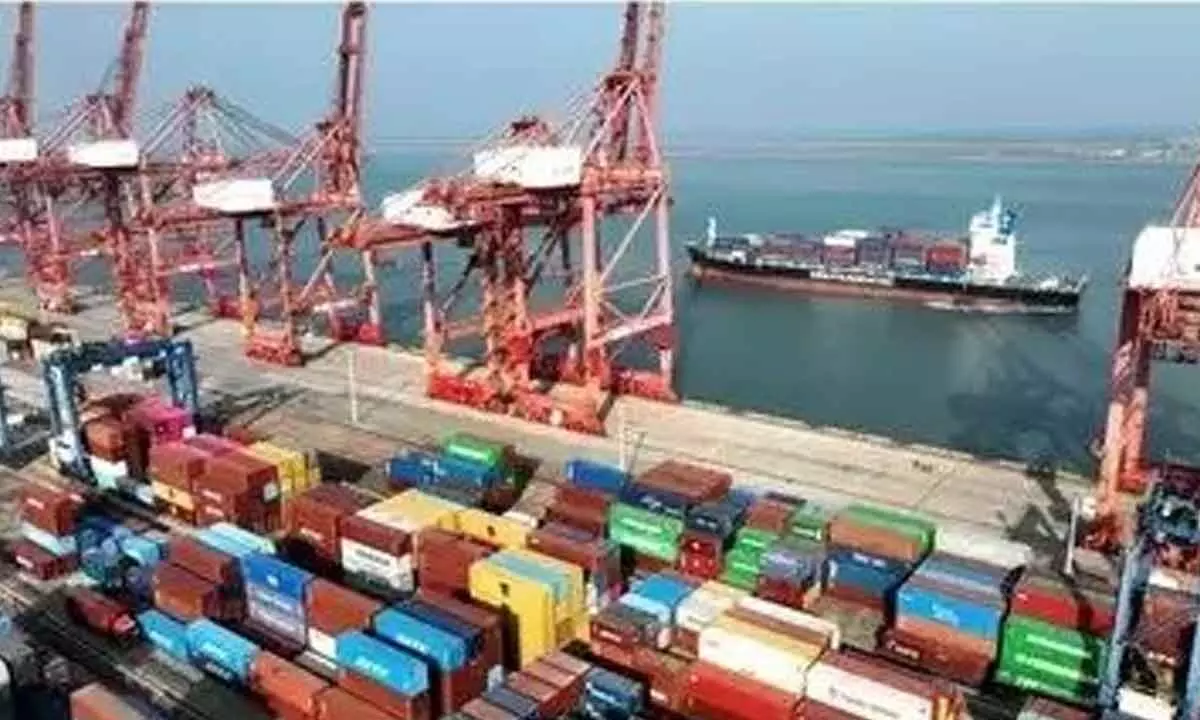 China’s exports rise in November