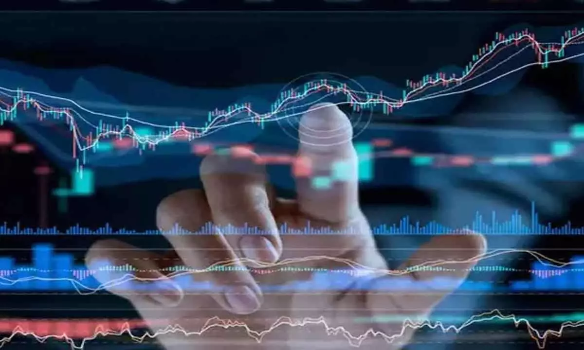 Options data holds wider range with bullish bias