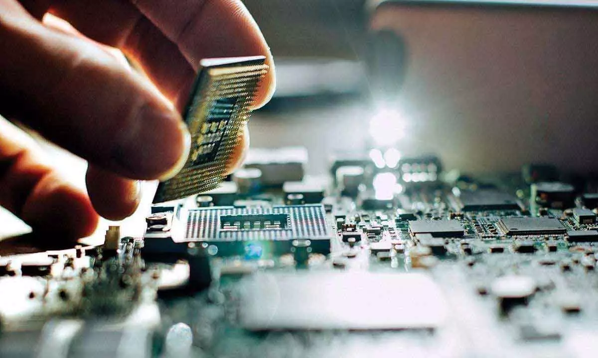 Govt’s  focus on boosting electronic component mfg