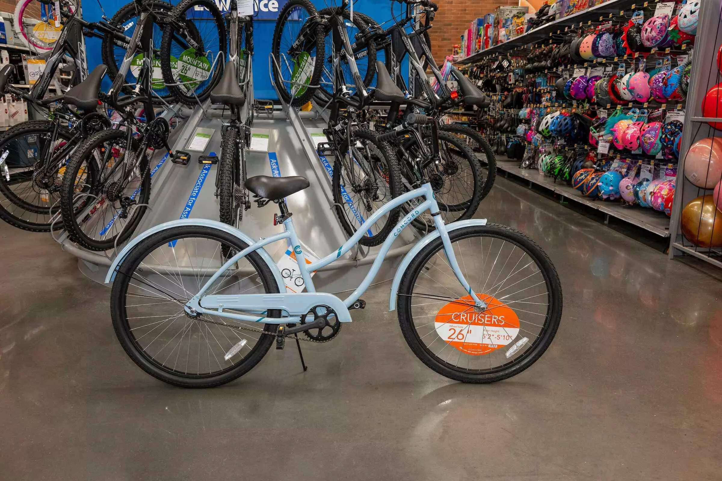 Walmart forges partnership with Hero Ecotech to boost bicycle supply for the holidays