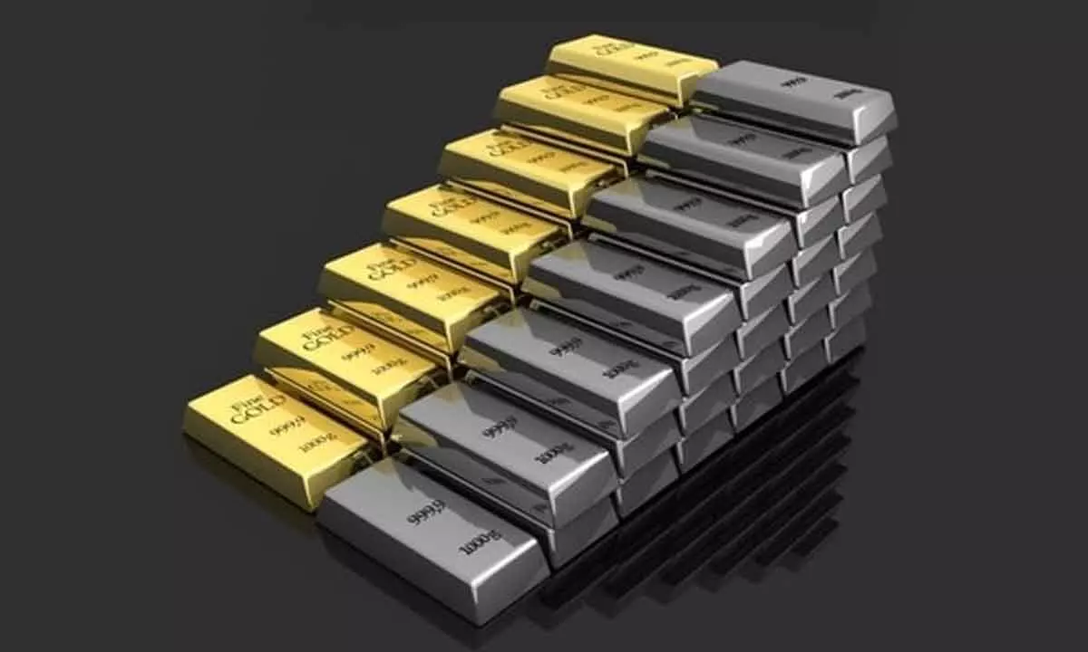 Bullion prices continue to fall