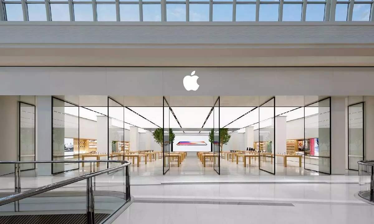 Apple to permanently close its Infinite Loop store next month