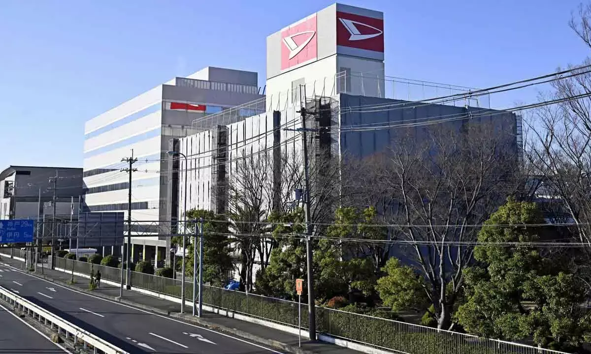 Daihatsu shuts down Japan factories