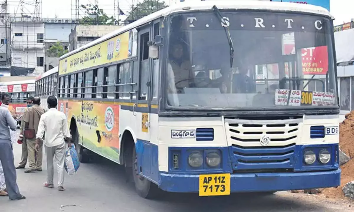 TSRTC suspends 2 discounted bus tickets