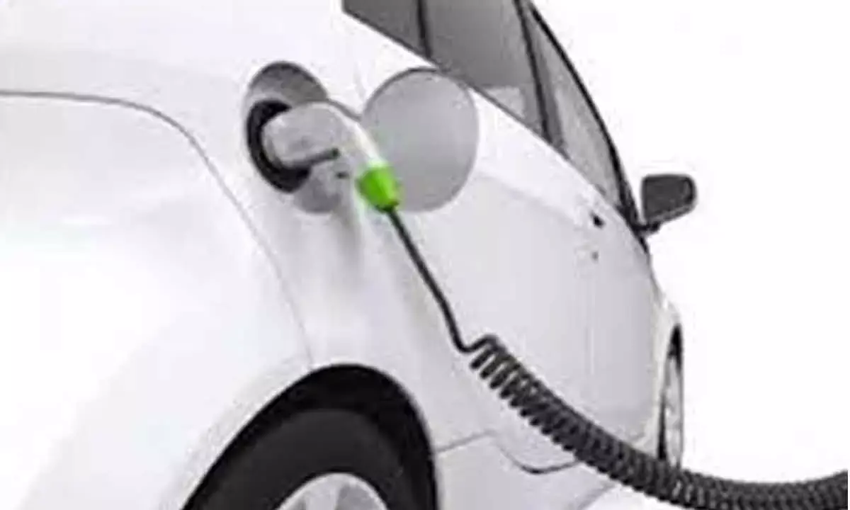 Ending FAME-II to help win EV battle