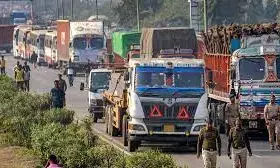 Home secy to meet protesting truckers in evening, issue likely to be resolved amicably, say sources