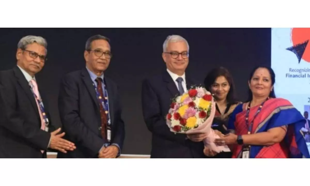 Dr Sankar bags ‘Lifetime Contribution to the Sector by an Individual’ award