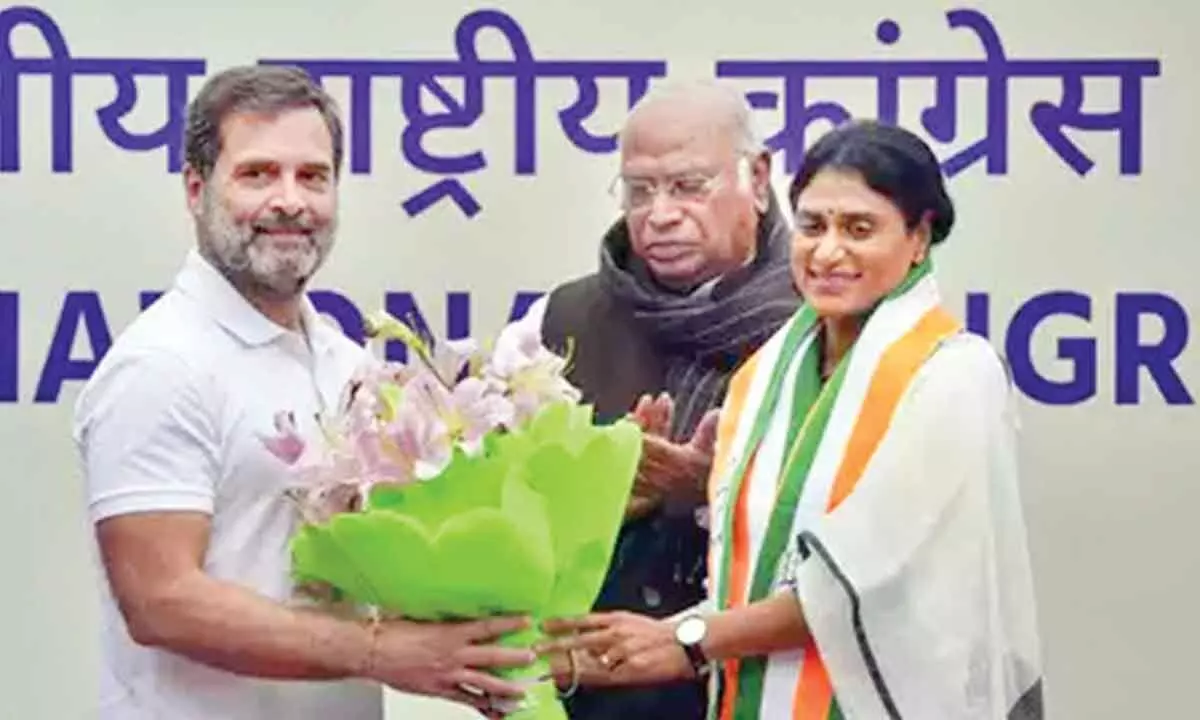Sharmila merges her party with Congress