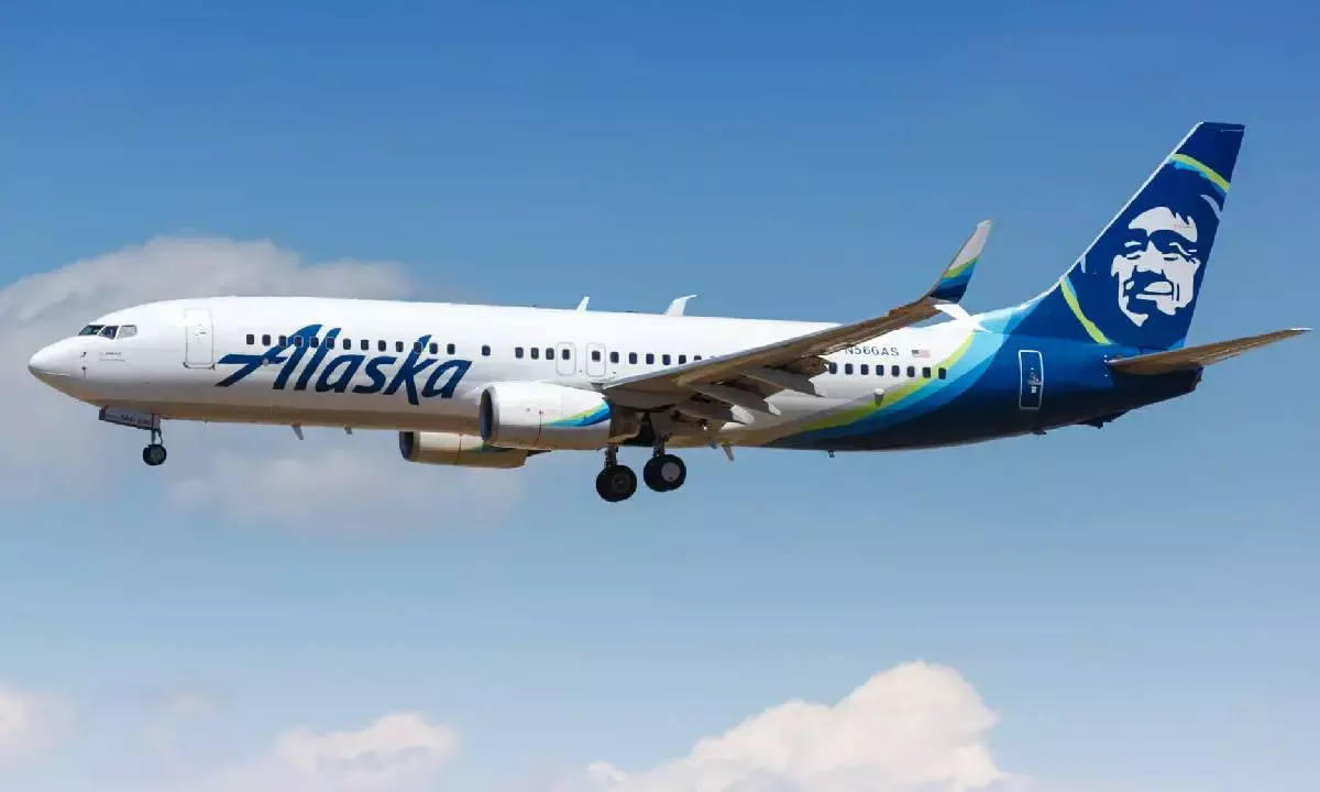 Alaska Airlines grounds all Boeing 737-9 aircraft after emergency landing