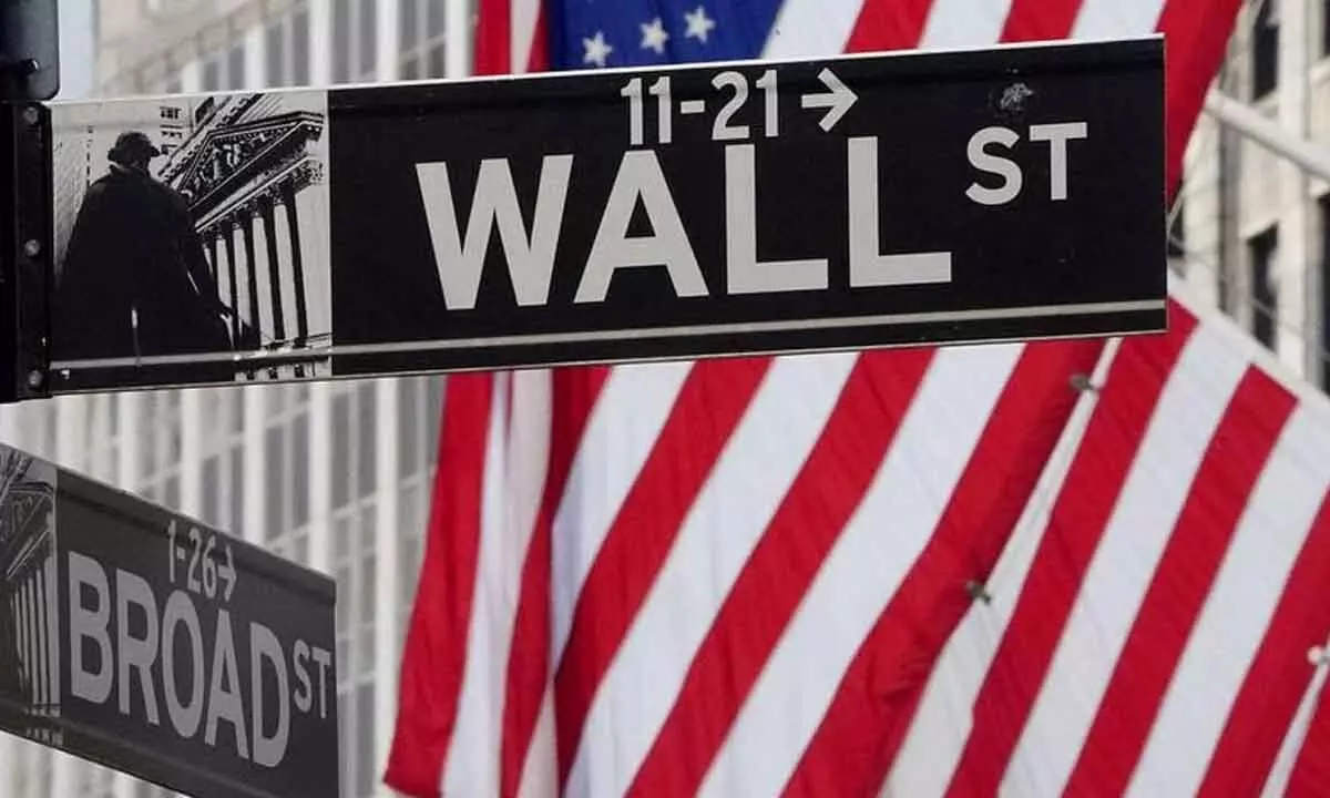 World stocks retreat as Wall St in red