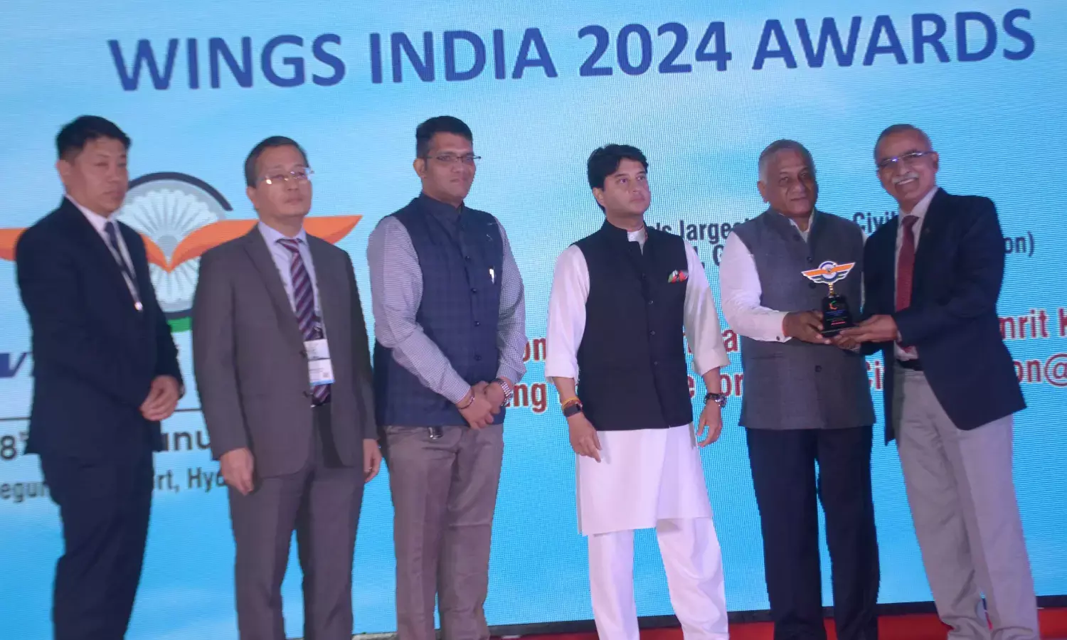 Civil Aviation Minister Jyotiraditya Scindia presents Wings India Awards