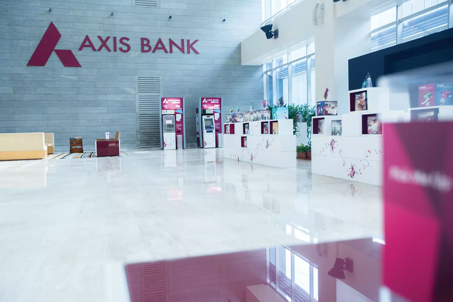 Axis Bank posts 5% rise in Q3 consolidated net profit; flags concerns on deposit growth