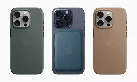 Global smartphone market revenues down 2%, iPhone hits record 50% share