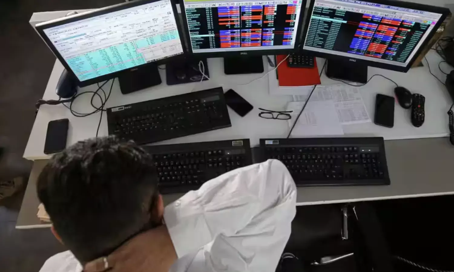 Traders furious after Zerodha hit by tech glitch. Is online trading a trusted investment?