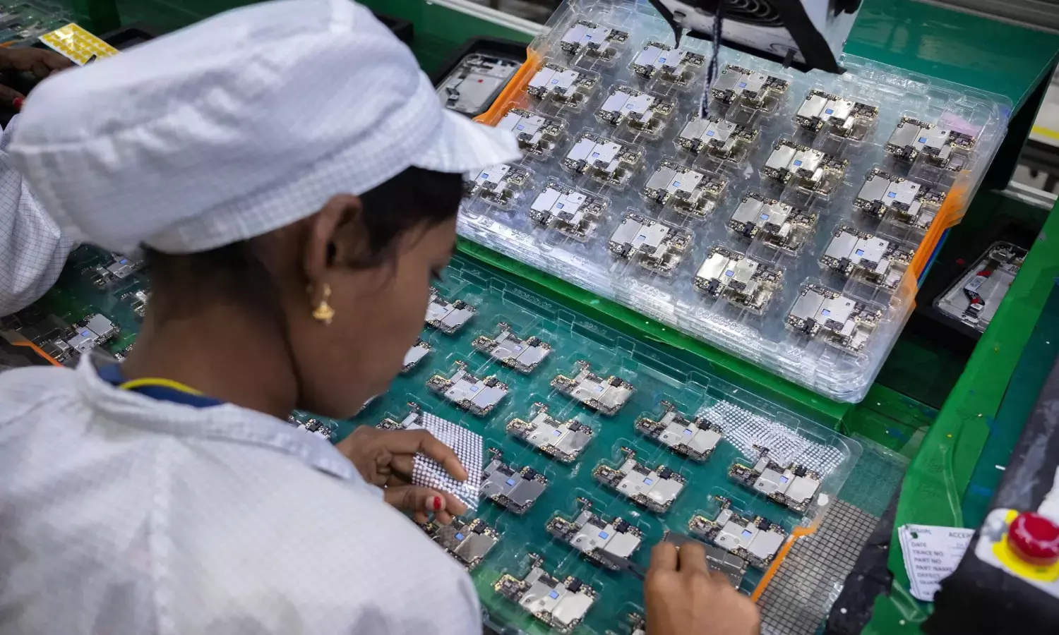 Import duty on mobile phone components reduced by 10 per cent