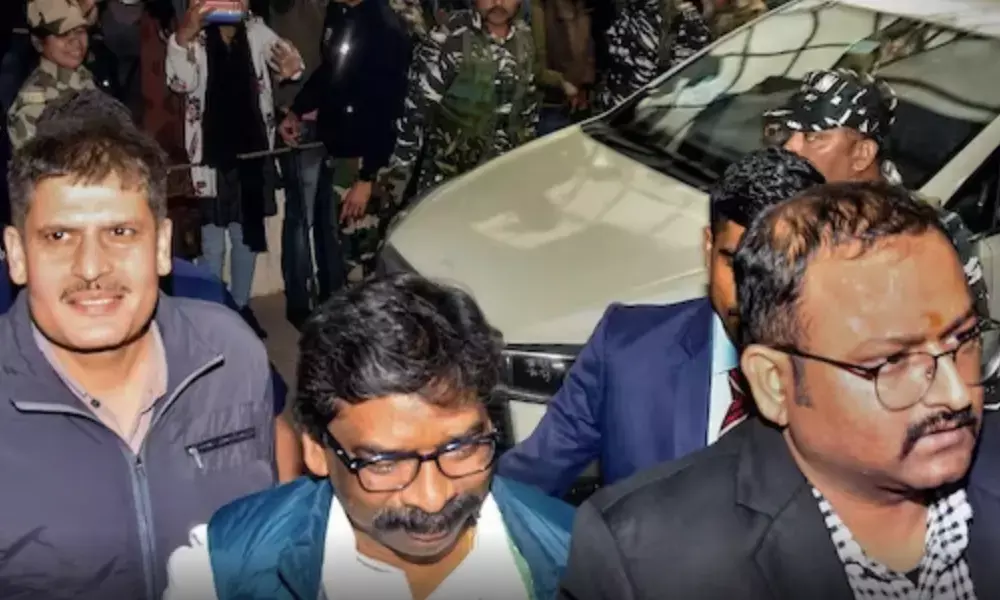 Political turmoil in Jharkhand, MLAs potential move to Hyderabad