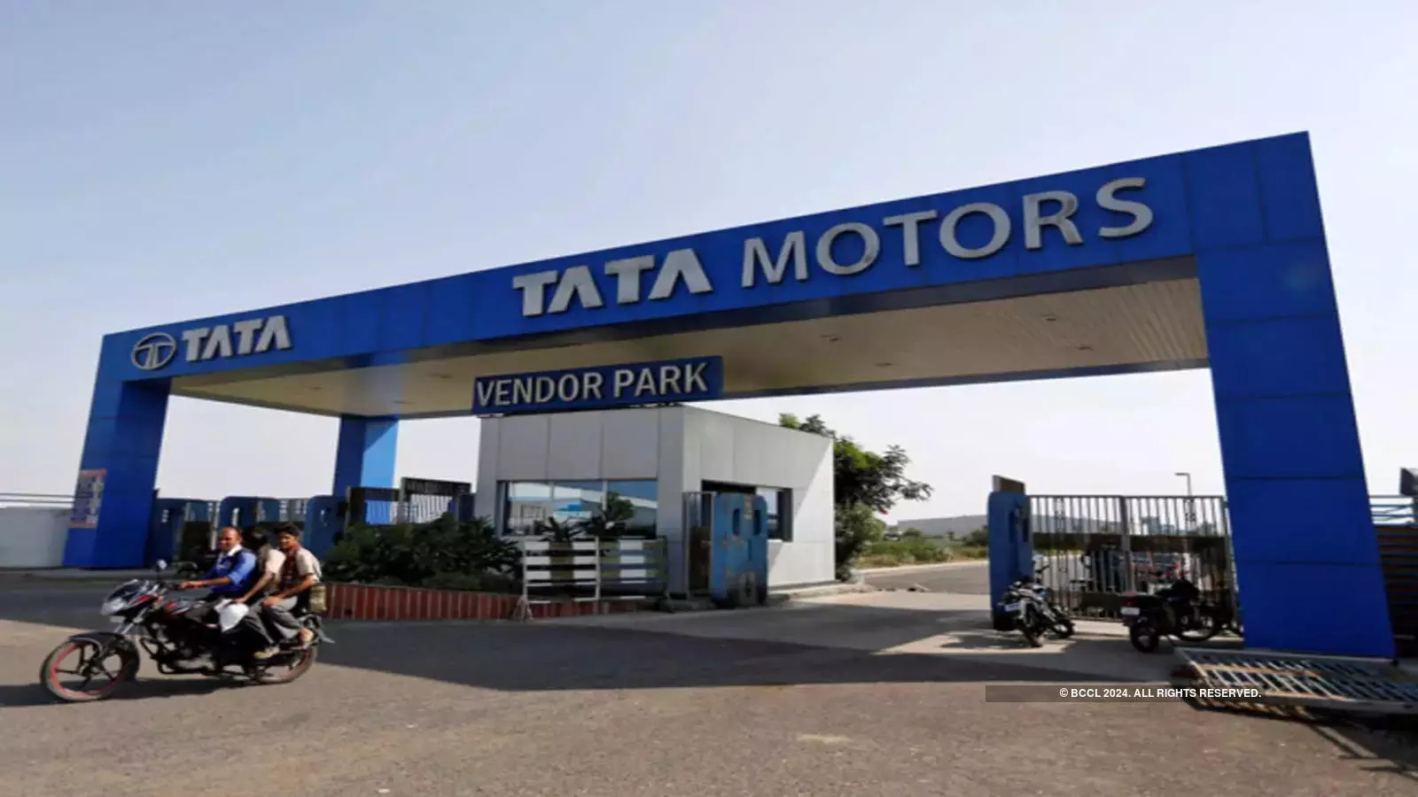 Tata Motors Q3 net profit doubles to Rs7,100 cr