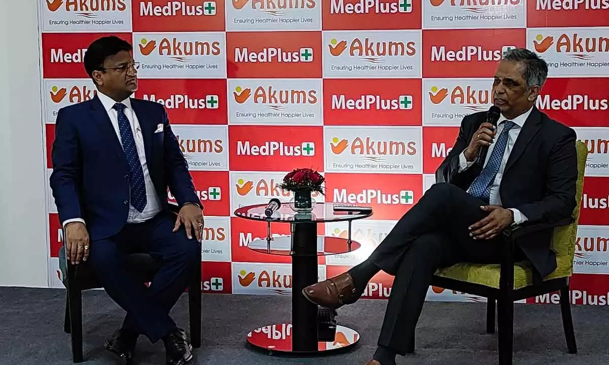 Gangadi Madhukar Reddy (R), MD and CEO, MedPlus Health Services, along with Sandeep Jain, Joint MD, Akums Drugs and Pharmaceuticals Ltd, addressing the media in Haridwar