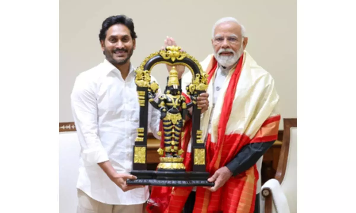 Jagan meets PM Modi, denies politicking