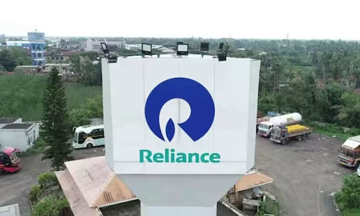 RIL 1st Indian entity to reach Rs 20-trn mcap