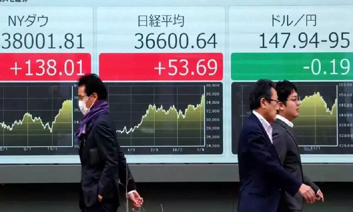 Despite recession, Japan’s market close to new peak