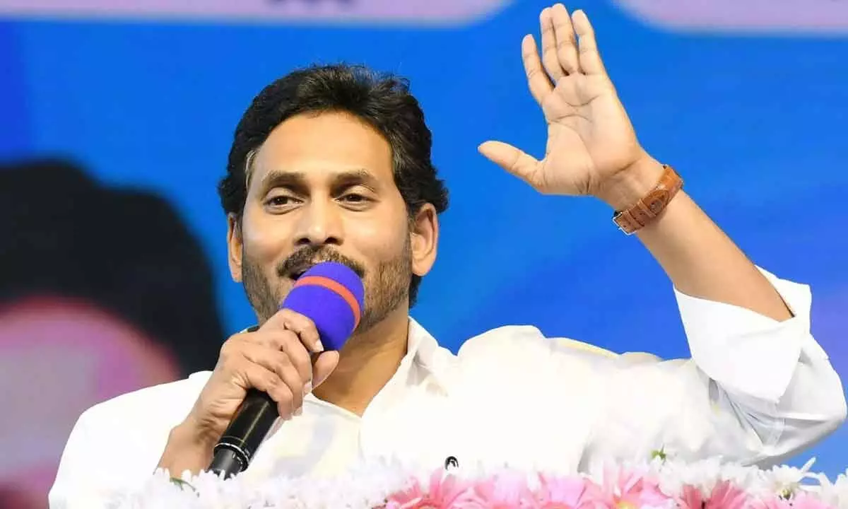 Jagan promises his swearing in Vizag if voted back to power